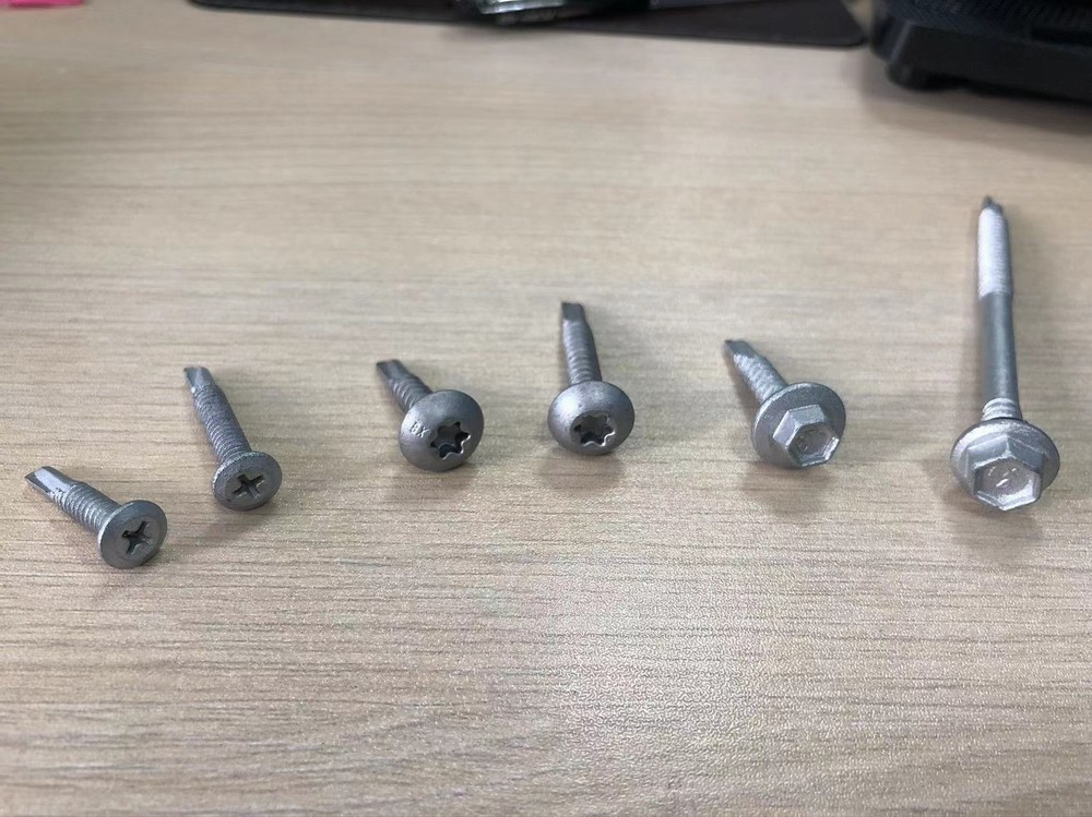 标的外六角内梅花平头涂层钉